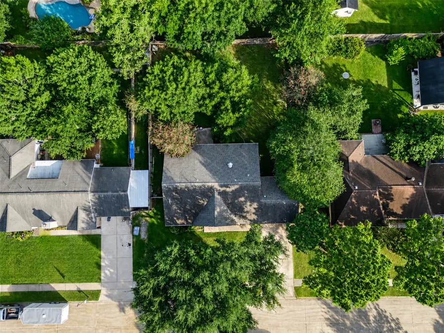 1208 Piney Woods Drive, Friendswood, TX 77546 - #2