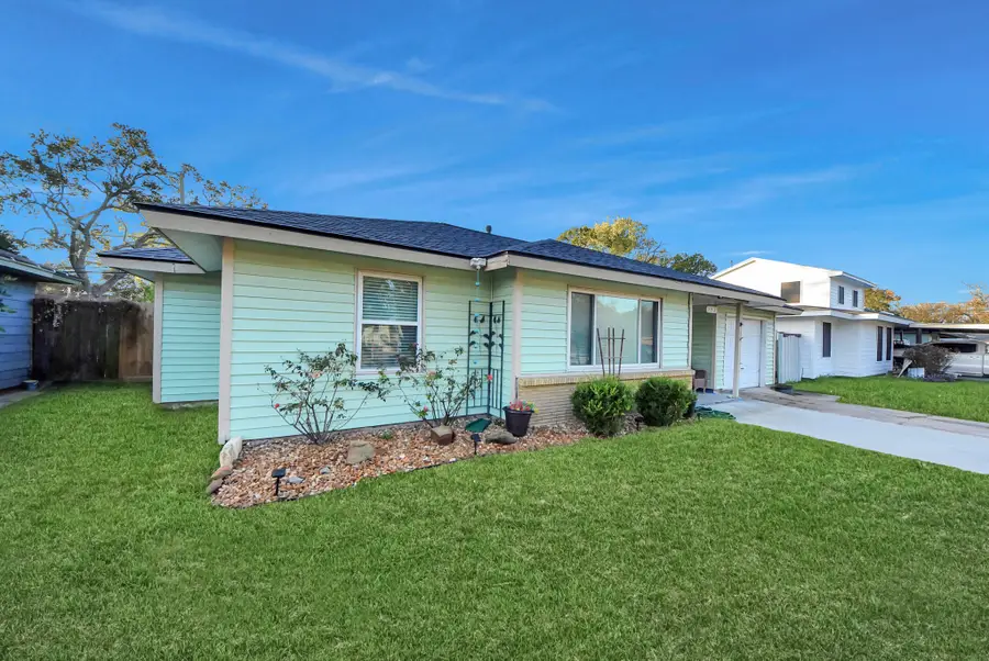 221 W 4th Street, Deer Park, TX 77536 - Image #3