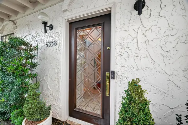 5338 Brownway Street #B19, Houston, TX 77056