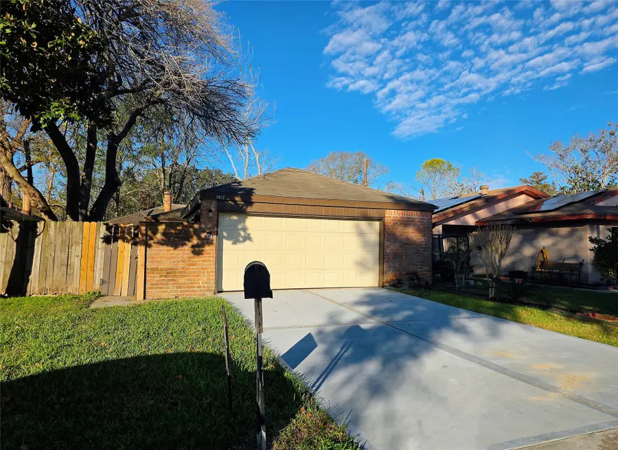 1912 Tremont Court, Rosenberg, TX 77471 - Image #3