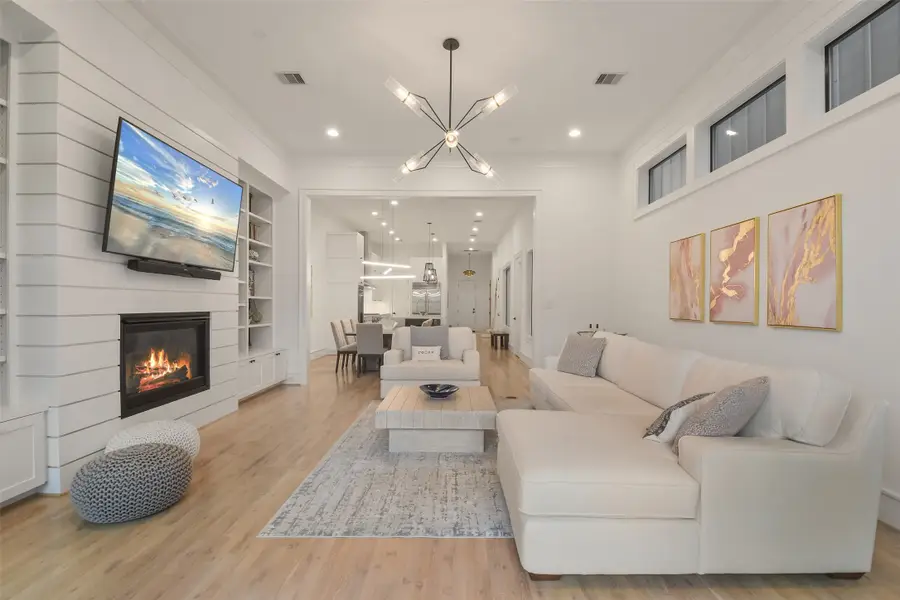 710 E 13th Street, Houston, TX 77008 - Image #3