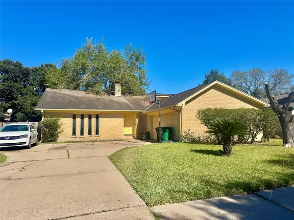 9114 Spellman Road, Houston, TX 77031