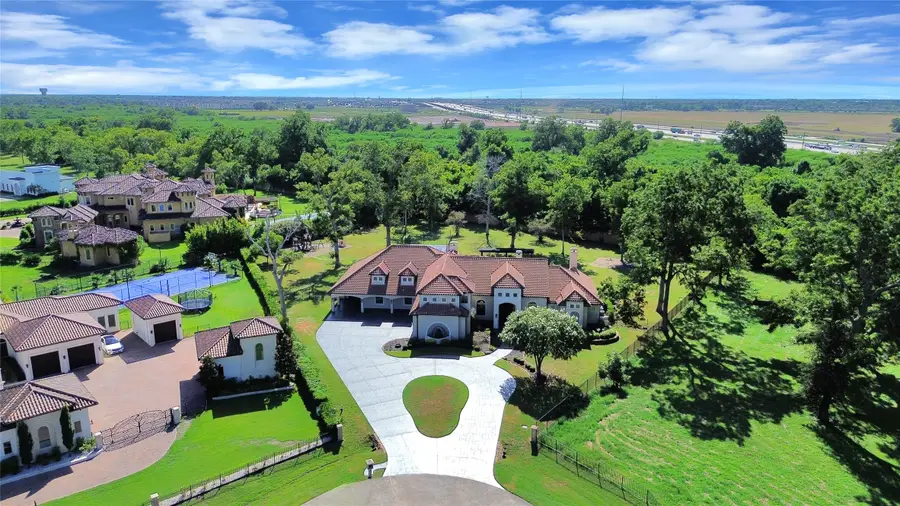 50 Golden Hollow, Richmond, TX 77469 - #2