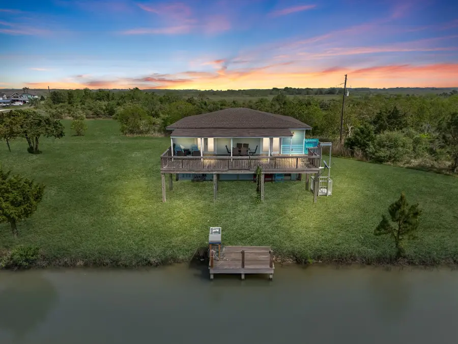 510 Flamingo Drive, Smith Point, TX 77514 - Image #2