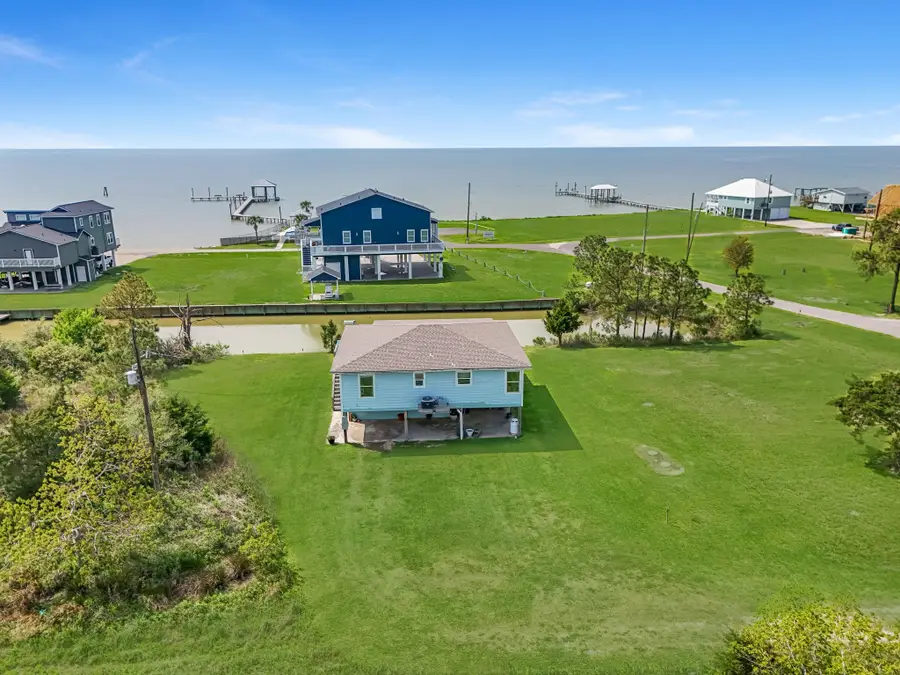 510 Flamingo Drive, Smith Point, TX 77514 - Image #3