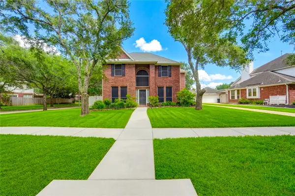 5007 Rebel Ridge Drive, Sugar Land, TX 77478