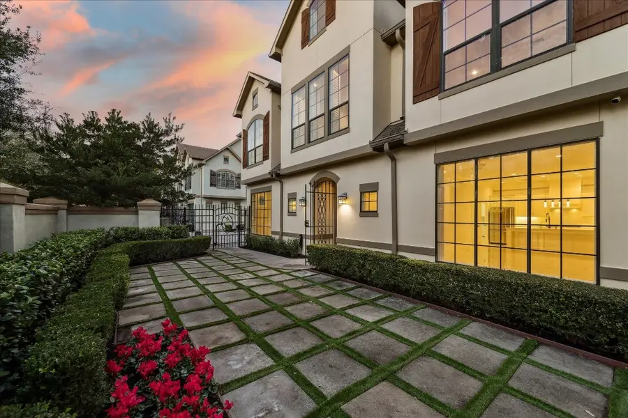 2217 Nantucket Drive #A, Houston, TX 77057 - #2