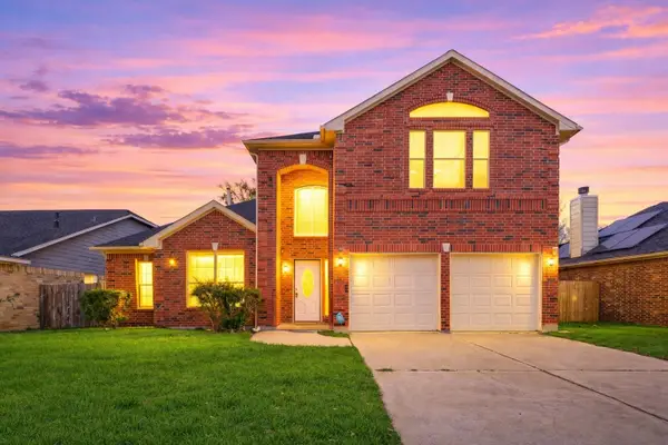 14914 W Bend Dr, Houston, TX 77082