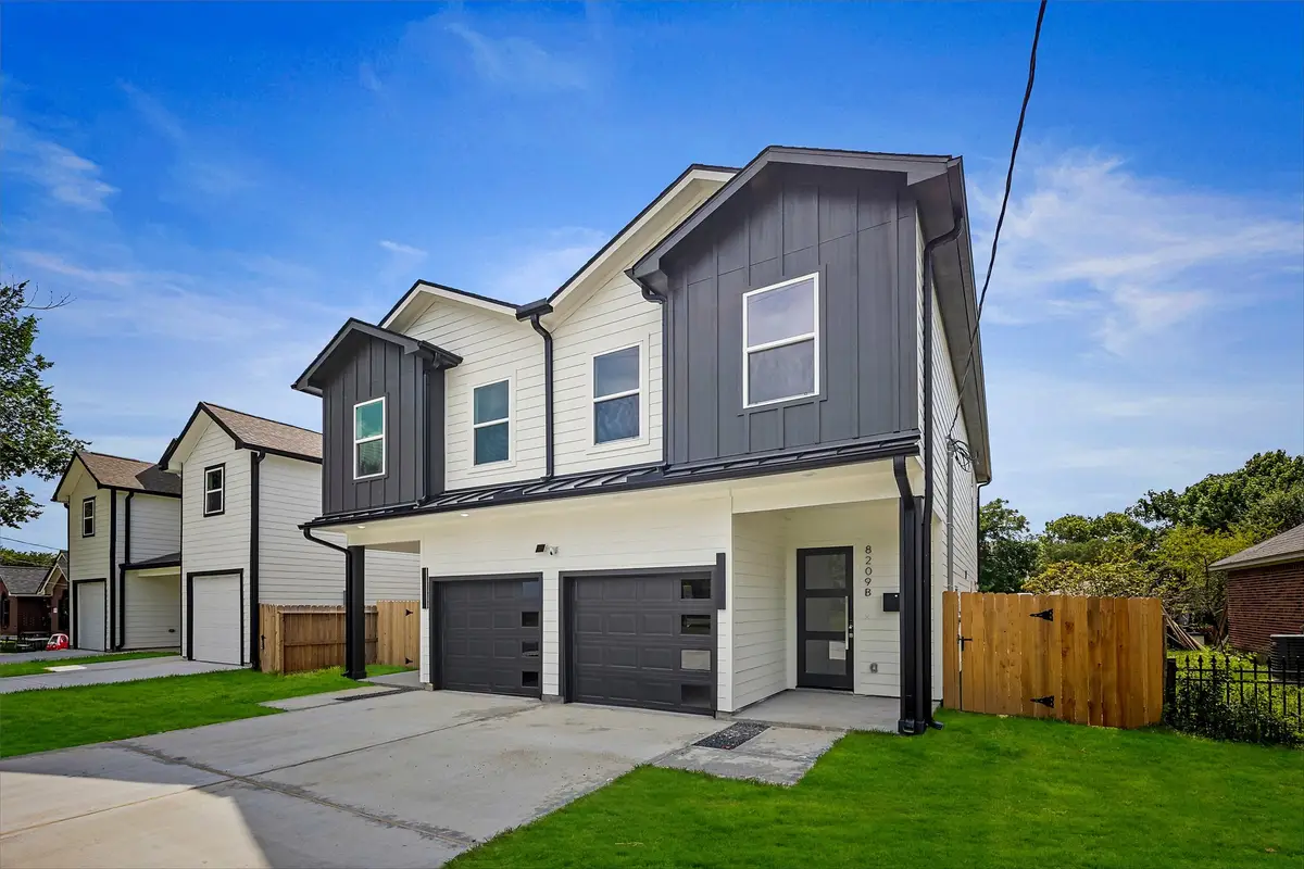 8209 Carver Road #A/B, Houston, TX 77088 - #1