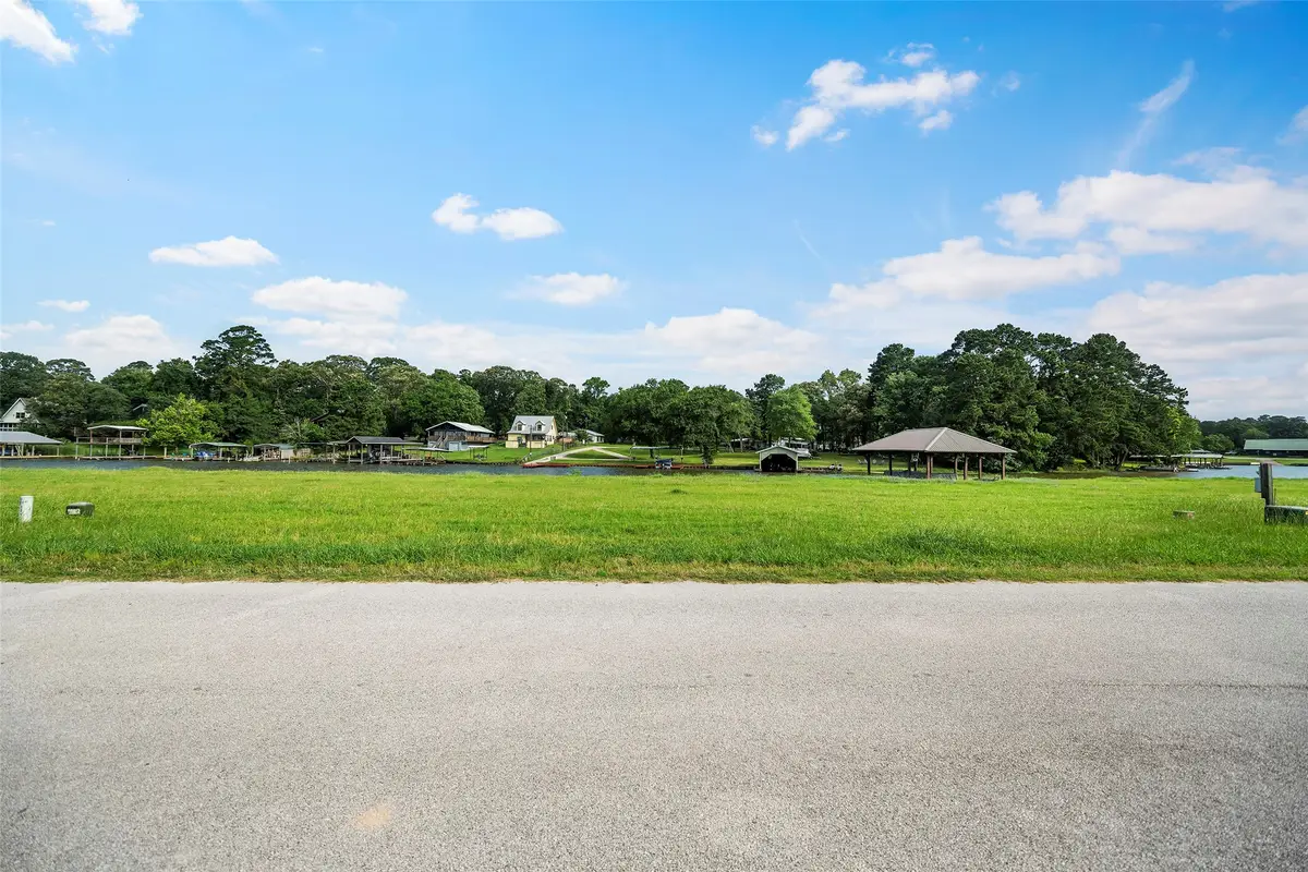62 Cypress Bend, Huntsville, TX 77340 - #1
