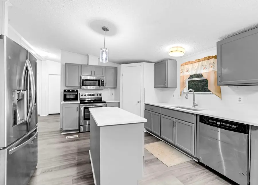 24795 Shady Oaks Boulevard, Montgomery, TX 77316 - Image #2