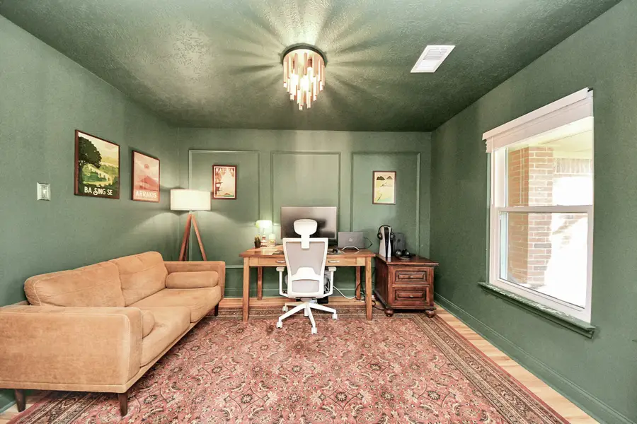 4811 Meadowglen Drive, Pearland, TX 77584 - Image #2