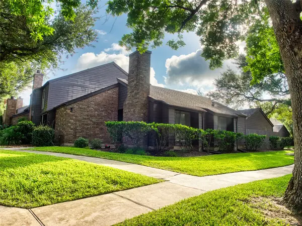 16550 Space Center Boulevard Boulevard, Houston, TX 77058