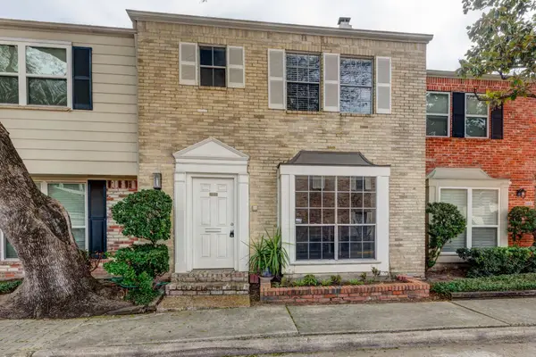 6444 Burgoyne Road #104, Houston, TX 77057