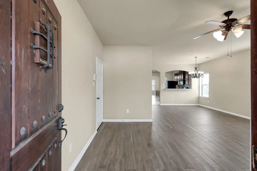 23302 E Pine Ivy Lane, Tomball, TX 77375 - Image #2