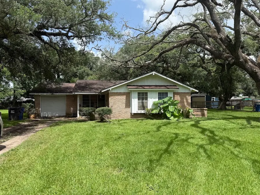 332 County Road 698a, Angleton, TX 77515 - #2