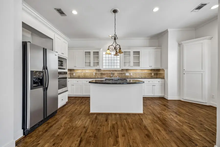 1647 Bonnie Brae Street, Houston, TX 77006 - #3