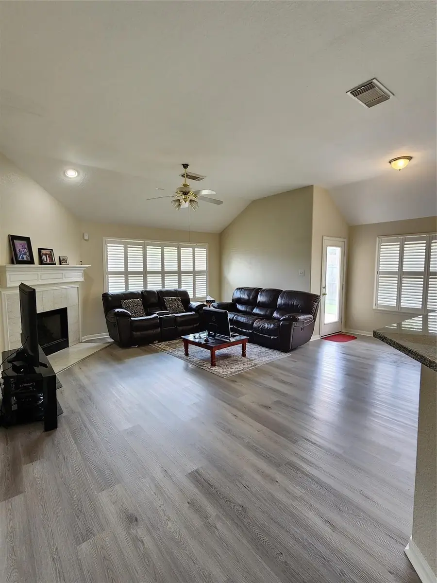 1606 Tynemouth Drive, Pasadena, TX 77504 - #3