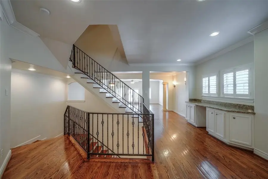 4218 Drake St #B, Houston, TX 77005 - #2