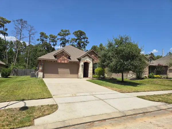8435 Erasmus Landing Court, Houston, TX 77044