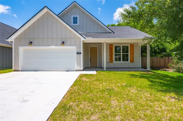 2408 28th Ave N, Texas City, TX 77590
