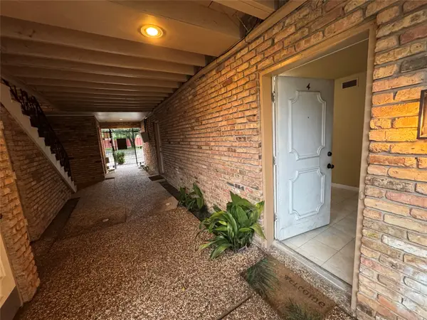 5353 Richmond Avenue #4, Houston, TX 77056