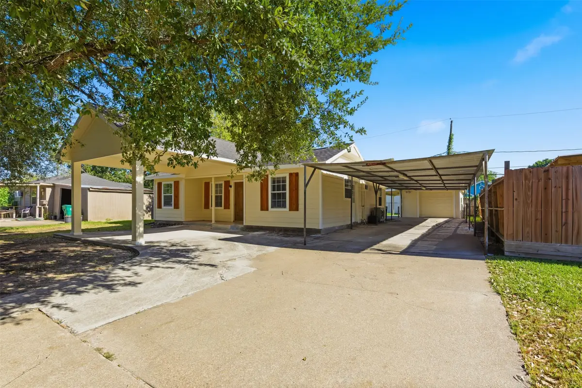 1418 Thomas Avenue, Pasadena, TX 77506 - Image #1