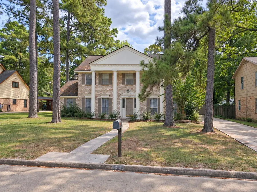 4815 Fountainhead Drive, Houston, TX 77066 - #3