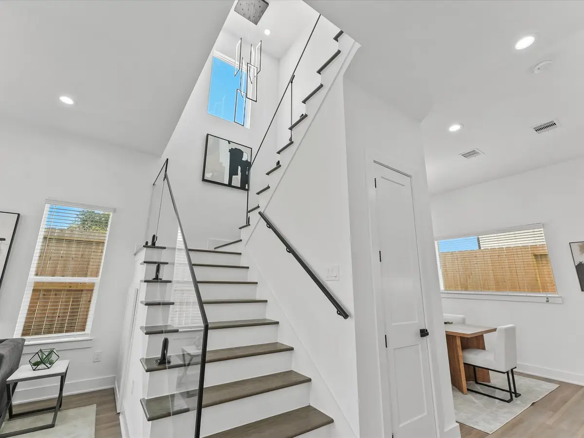 2589 W Paul Quinn Street, Houston, TX 77091 - #1