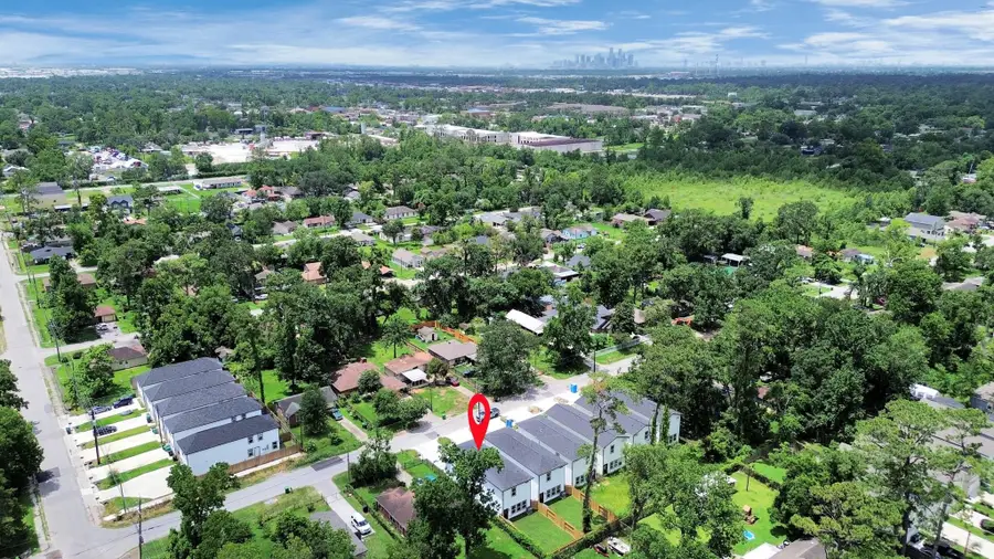 8151 - 8161 Crestview Dr, Houston, TX 77028 - Image #3