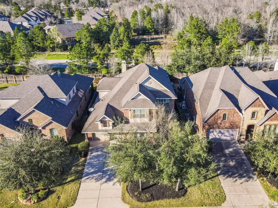 207 N Vershire Circle, The Woodlands, TX 77354 - Image #2