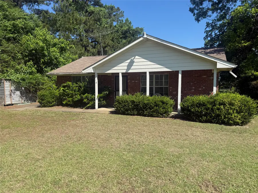 718 Broadway Street, Maud, TX 75567 - #2