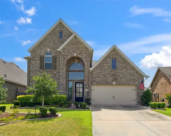 211 Painted Trillium Drive, Conroe, TX 77304