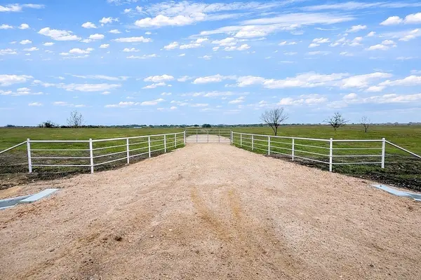 TBD Fm 532, Weimar, TX 78962