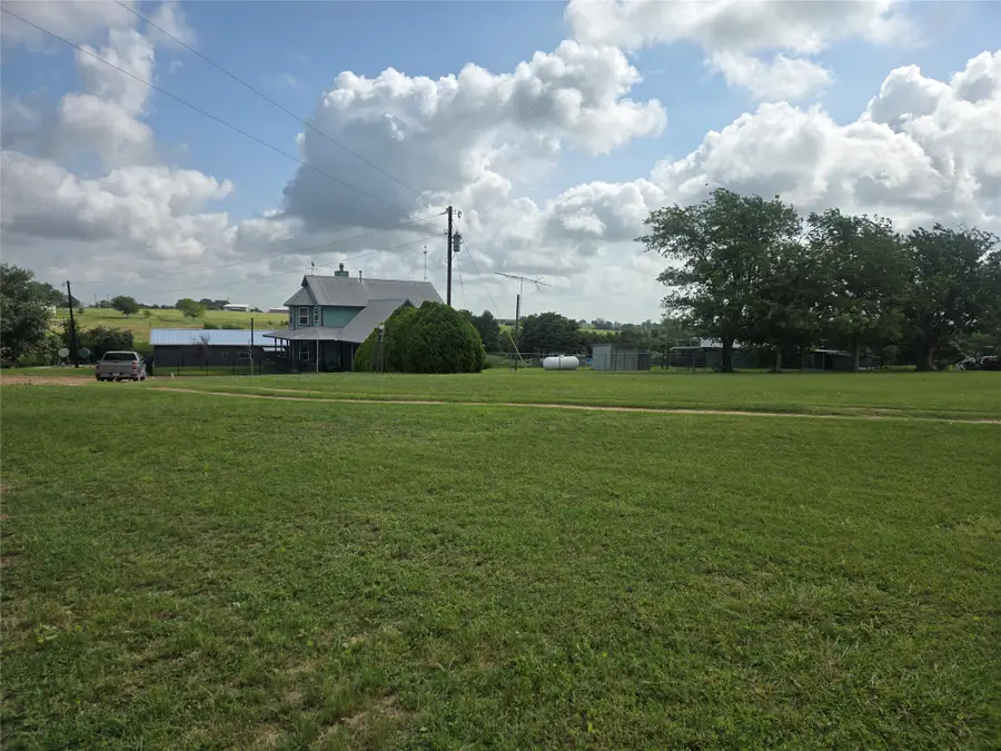 4026 Fm 109, New Ulm, TX 78950 - #3