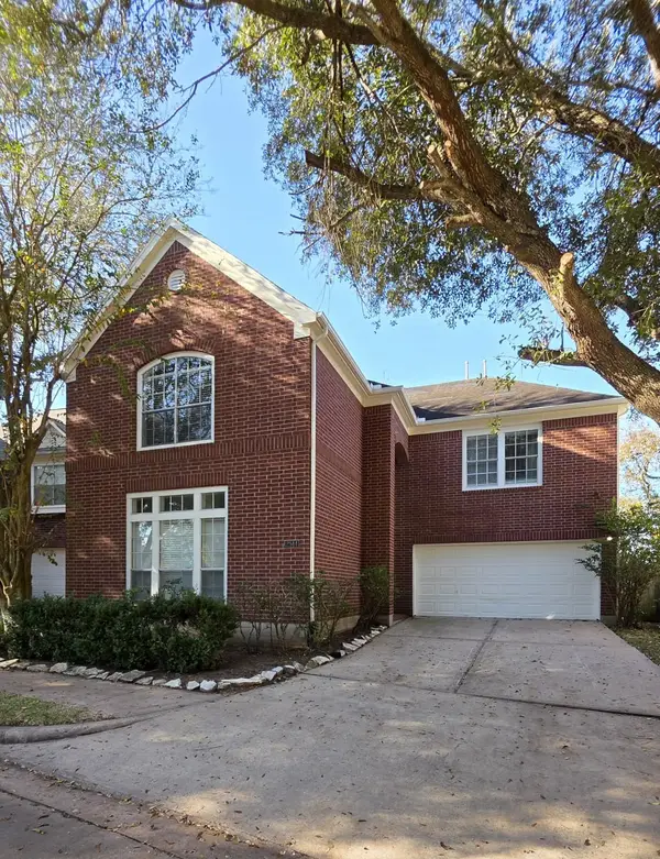 2514 Creek Bluff Lane, Missouri City, TX 77459