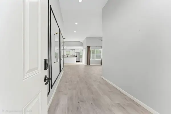 7810 Poitiers Drive, Houston, TX 77071