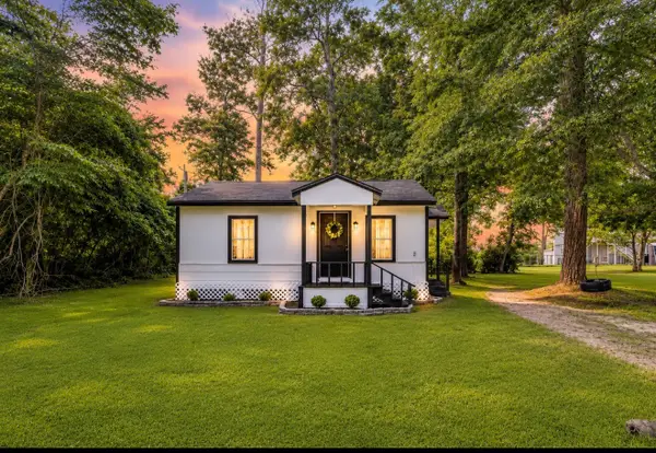 520 Lakeshore Drive, Cleveland, TX 77327
