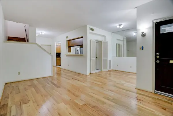 6723 Belmont Street, Houston, TX 77005