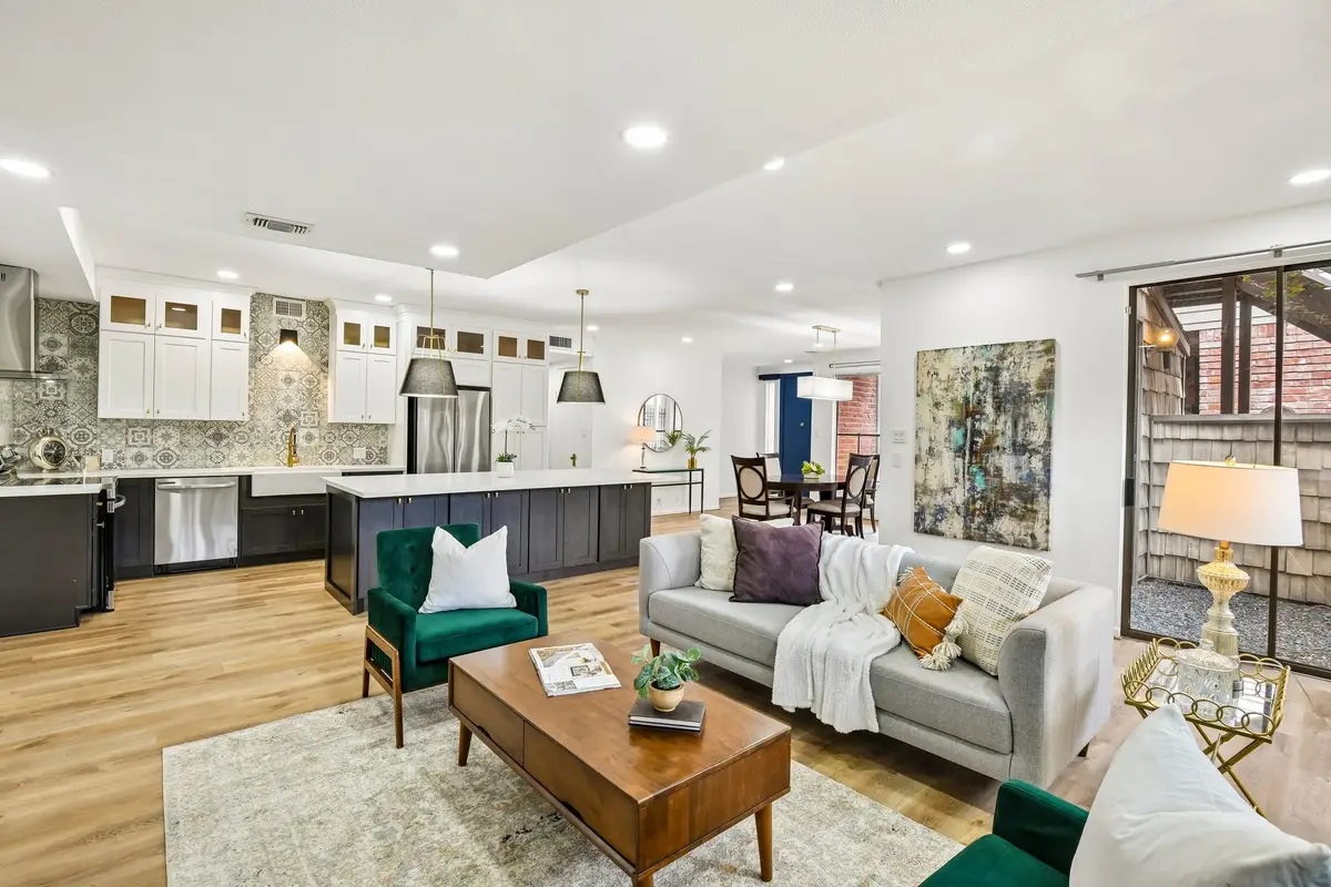 2829 Timmons Lane #211, Houston, TX 77027 - #1