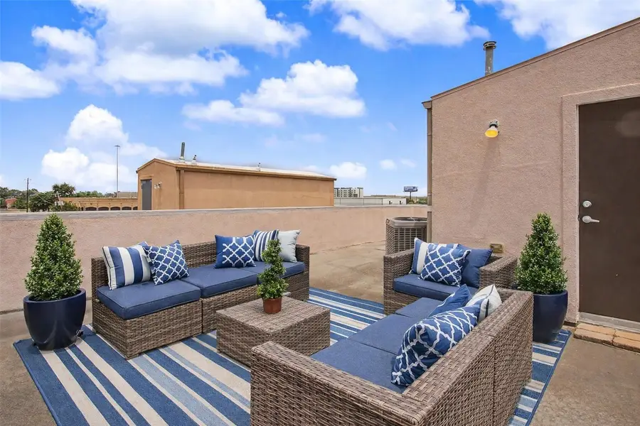 125 E 2nd Street, Houston, TX 77007 - #2
