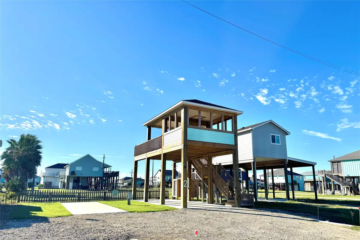104 N Mae Circle, Crystal Beach, TX 77650 - #1