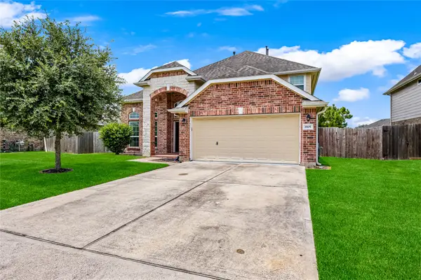 1805 Majestic Oak Drive, Pearland, TX 77581
