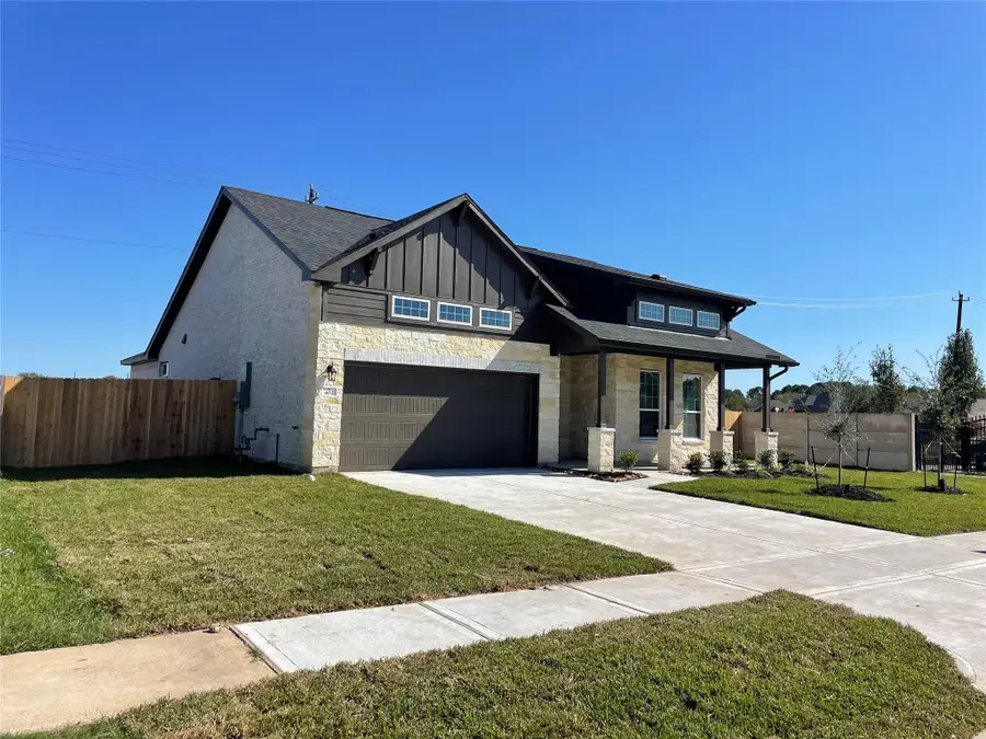 402 Merlot Drive, Alvin, TX 77511 - Image #3