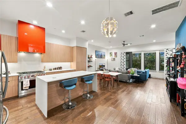 2422 Navigation Boulevard #F, Houston, TX 77003