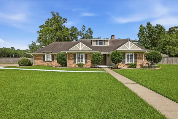125 Lexington, Vidor, TX 77662