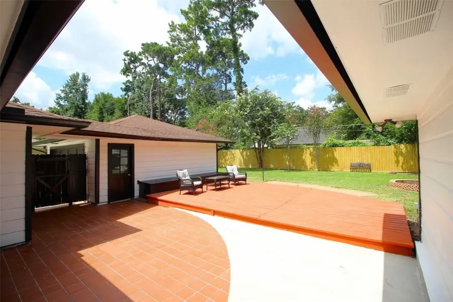 26003 Woodglen Drive, Spring, TX 77386 - Image #2