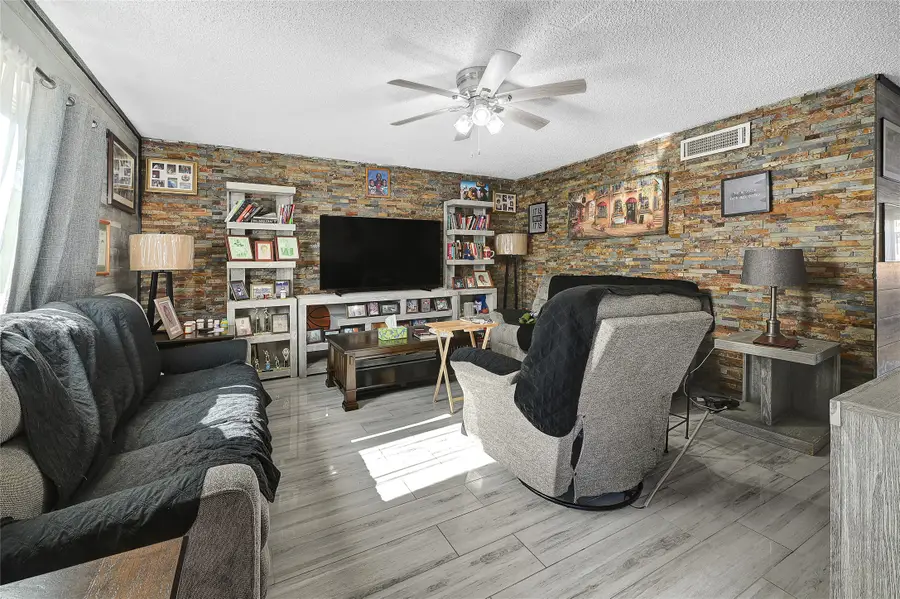 7911 Kendalia Drive, Houston, TX 77036 - #2