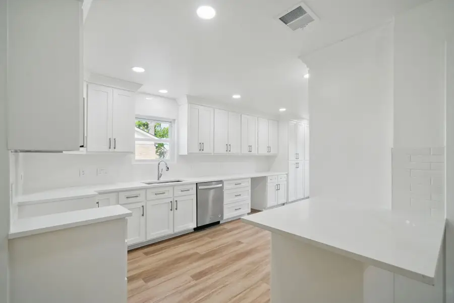 9711 Derrik Drive, Houston, TX 77080 - #2