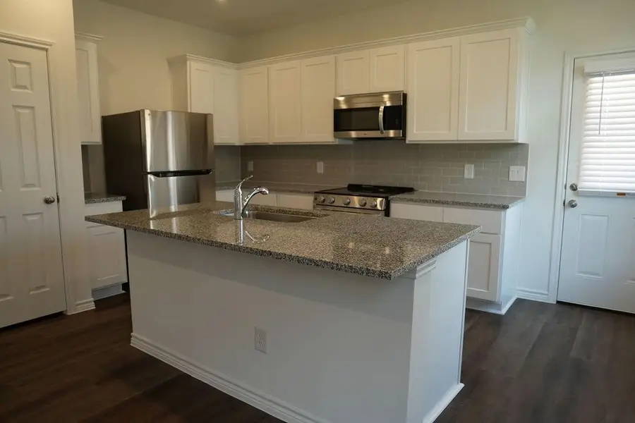 406 Cedar Chase Court, Dayton, TX 77535 - #2